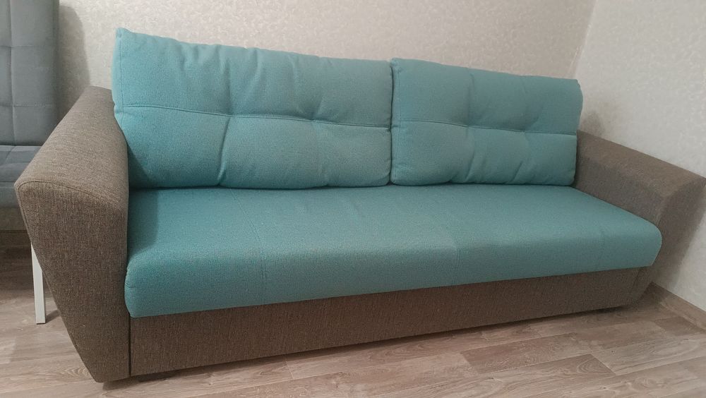 Продам диван хорошего качества б/у