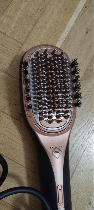 Perie cu abur Rowenta Therapyst pt repararea parului,nouă