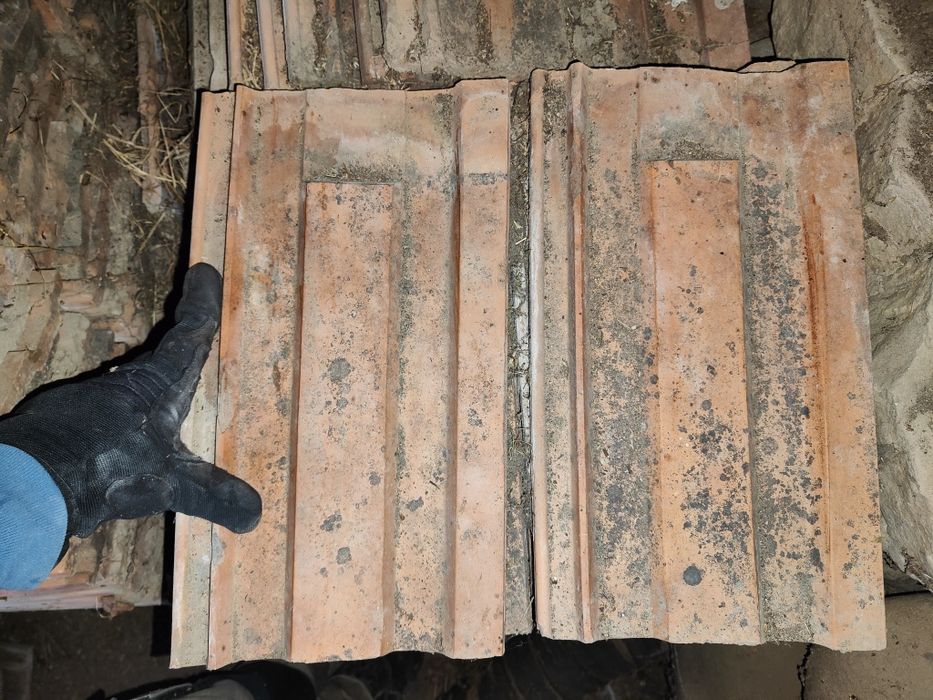 Țiglă second hand