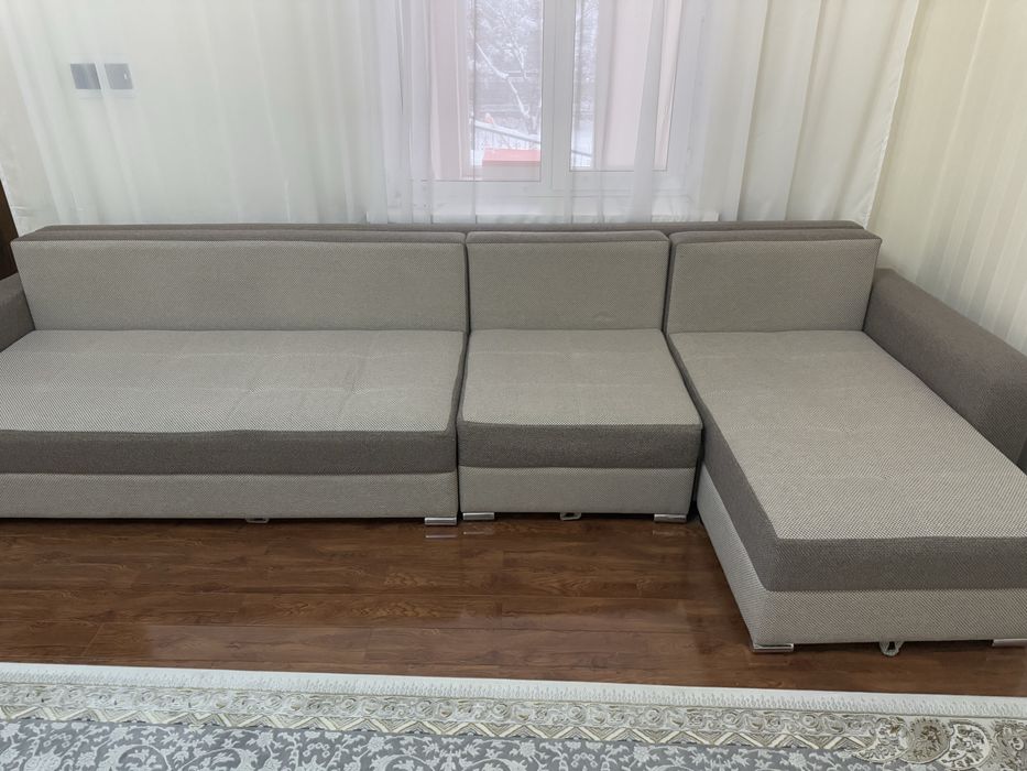 Диван для гостиной