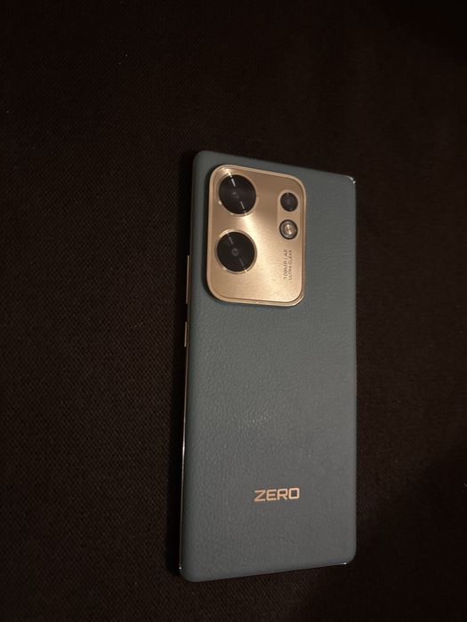 Продаю телефон infinix zero 30