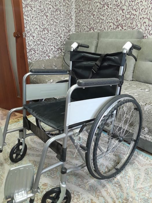 Продаётся коляска инвалидская