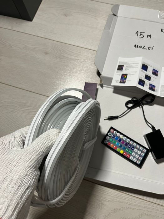 Banda Led 15m waterproof siliconata cu aplicatie telefon