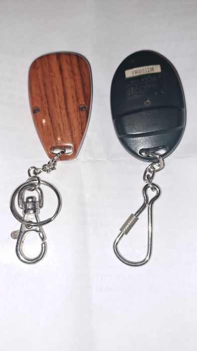 2бр.Дистанционни за кола-аларма отключване на кола