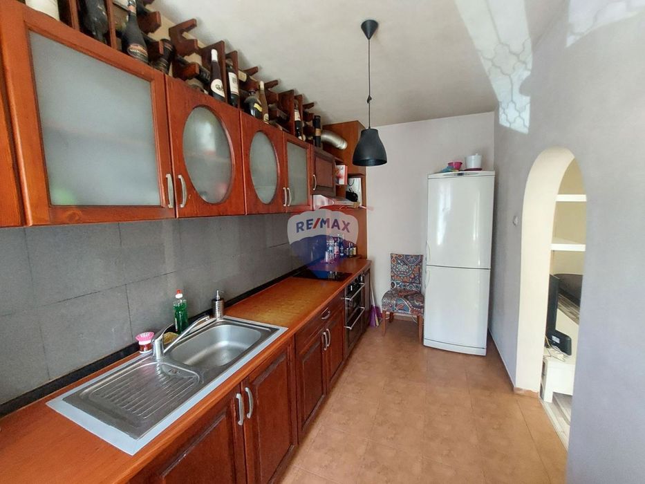 Продава се Тристаен апартамент в Варна, Централна поща - 81 кв.м за 2680 €/кв.м - Снимка #2