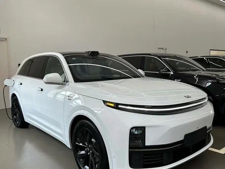 Lixiang Li 9 Restayling 2025. Oq, Белый в Наличии