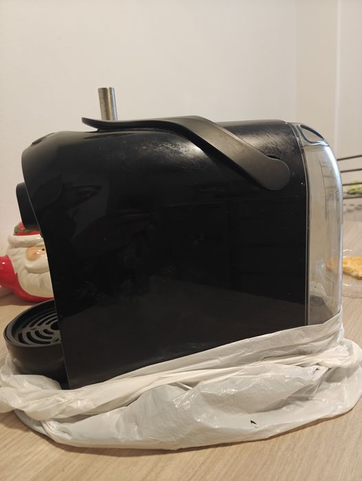 Vând aparat cafea Tchibo cafissimo