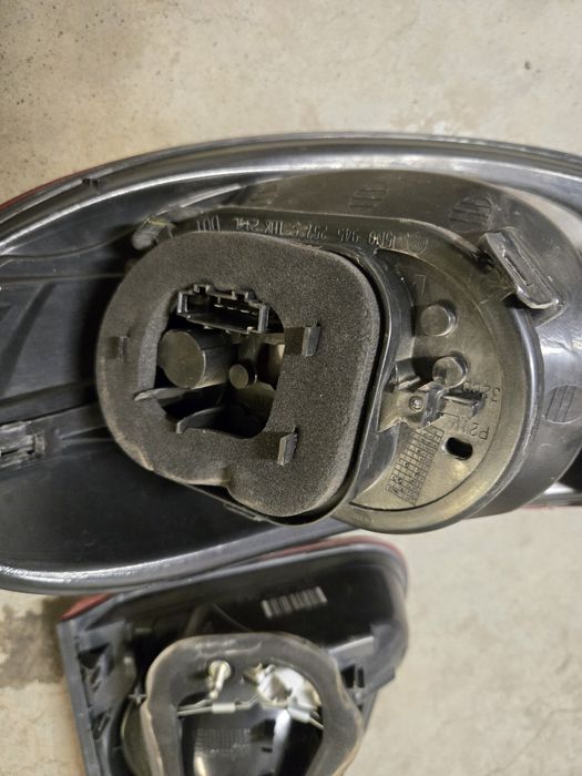 Volkswagen Tiguan MK1 стопове мигачи (задни фарове)