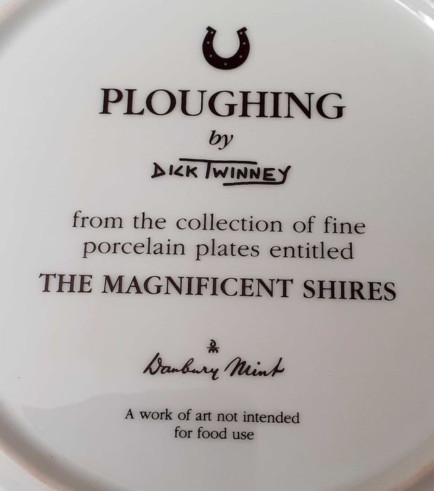 3 сувенирни порцеланови чинии