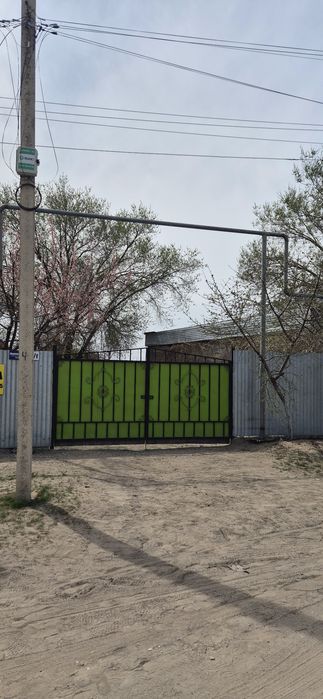 продам ЗДАНИЕ  250 кв , с территорией