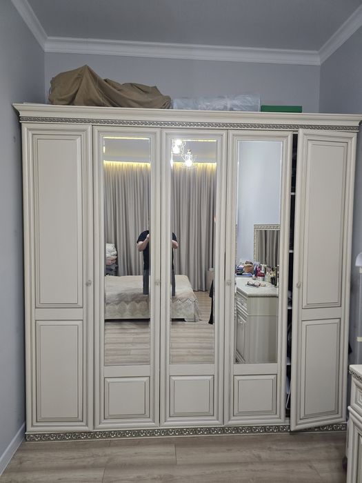 Спальный гарнитур б/у