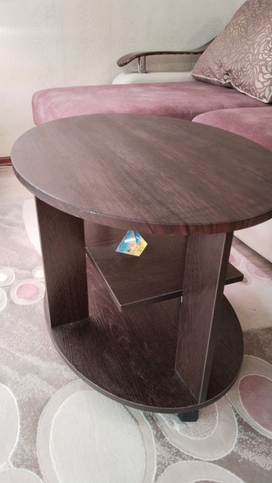 Столик журнальный, тумба под телевизор