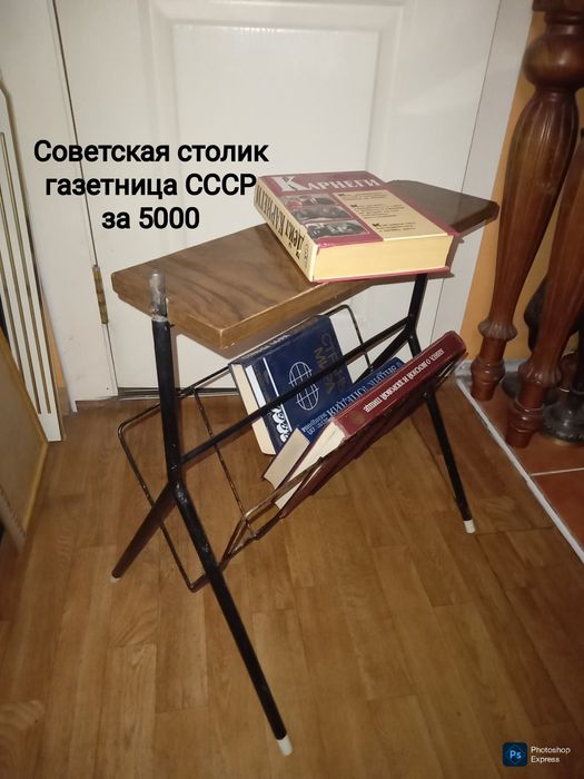 Венские стулья Чехия . Стол.