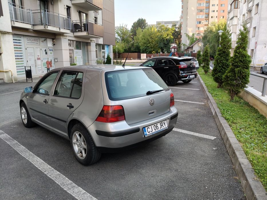 VOLKSWAGEN Golf 2002 — imagine 4