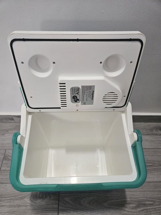 Lada frigorifica 26L Waeco FrigoBox auto geanta