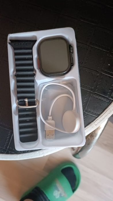 Vând ceasuri preț ambele 140 lei