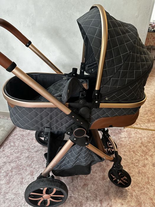 Продам коляску в отличном состоянии