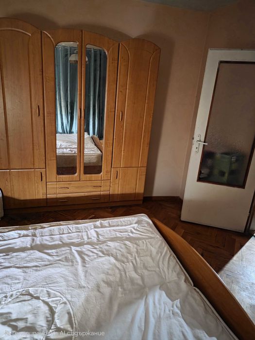 Продава се Двустаен апартамент в Казанлък - 67 кв.м за 609 €/кв.м - Снимка #2