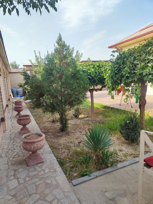 Ўртасаройда тезда хамма шароитга эга уй сотилади