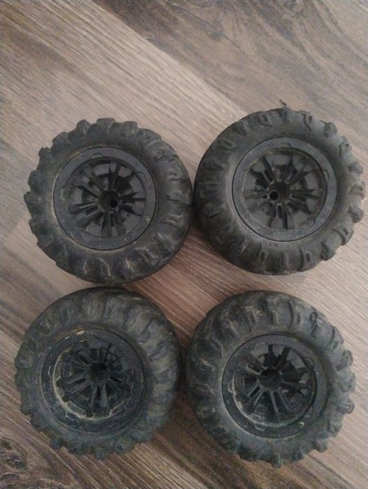 Set 4 roti pentru model 1/16 mașină cu telecomanda