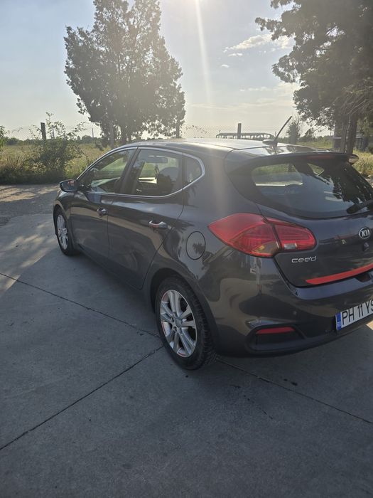 Kia ceed 2013 1.6 crdi