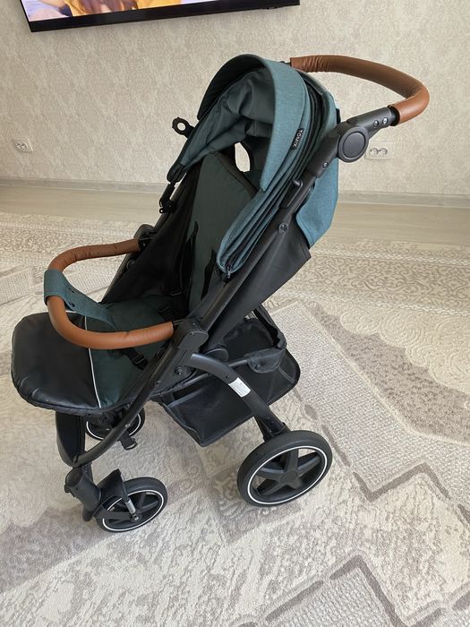 Продам детскую коляску