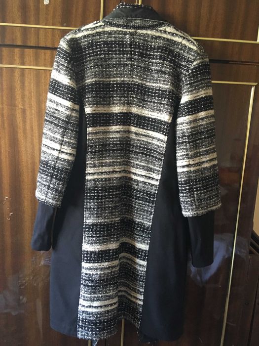 Дамско палто Carla ново