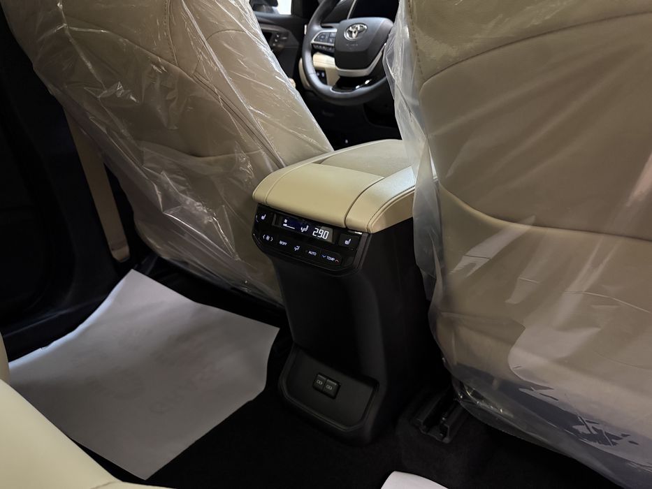 Toyota Highlander Limited Hybrid