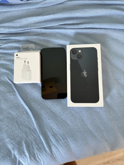iPhone 13 128GB Midnight Blue – отлично състояние, оригинален, 74% батерия