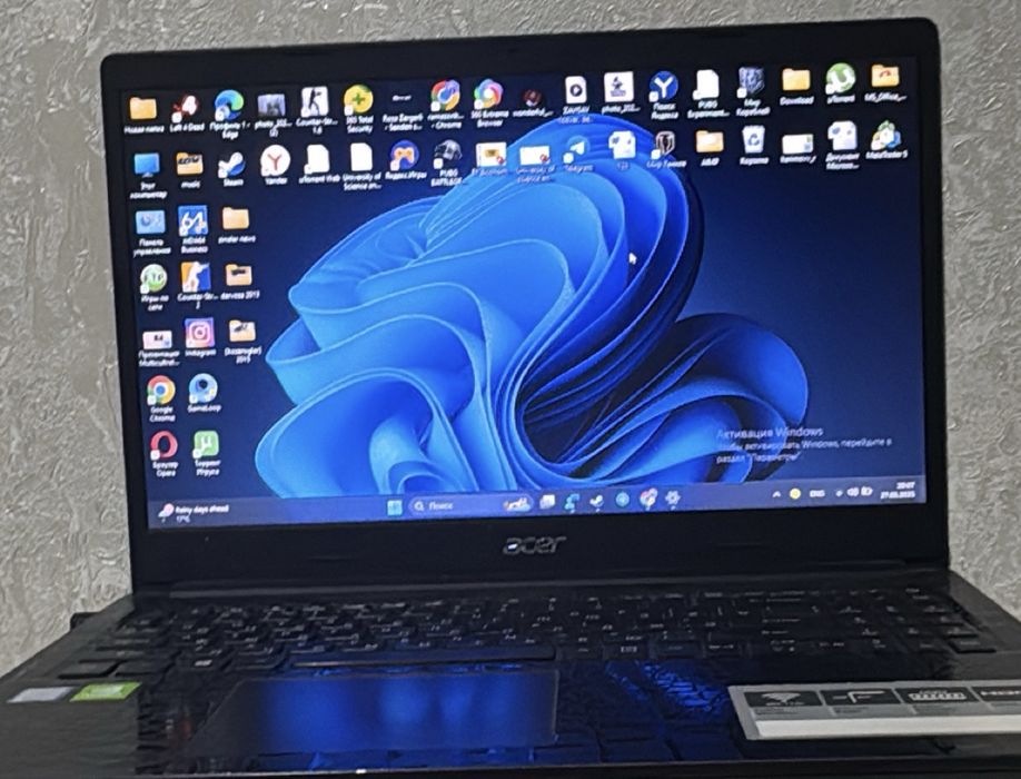 Yaxshi Notbuk! Tred ofice va oyin uchun yaxshi tanlov