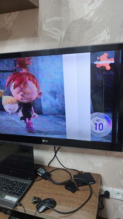 Телевизор LG 42d