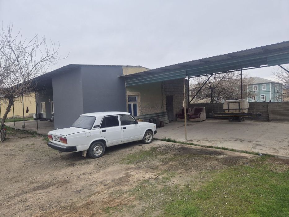 Уй сотилади, Зафаробод тумани маркази