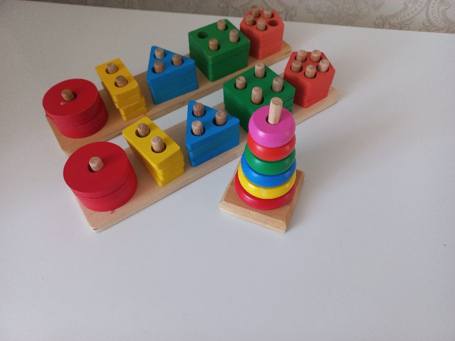 Развивающие игрушки.