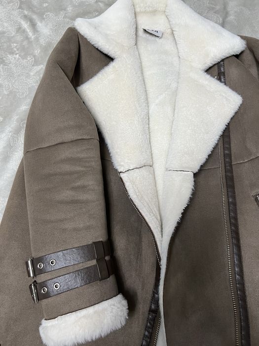 Продам демисезонную дубленку