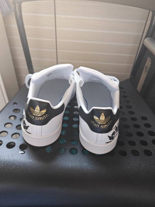 Vând adidasi Adidas Stan Smith