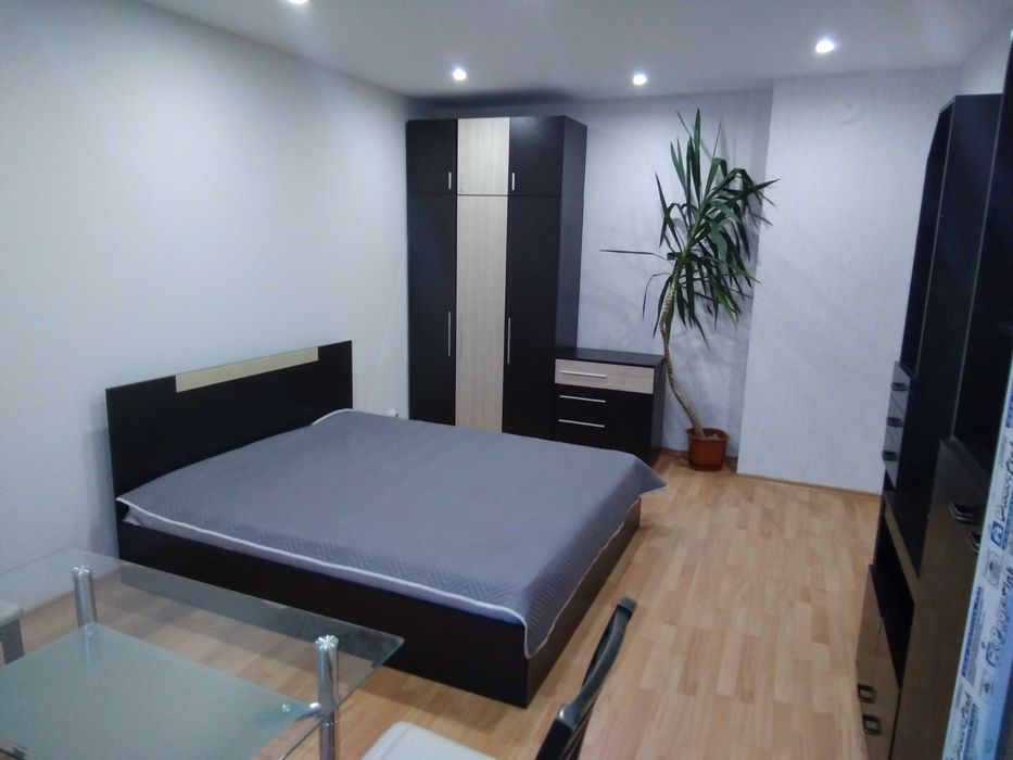 Стая под наем в Хаджи Димитър за студентка