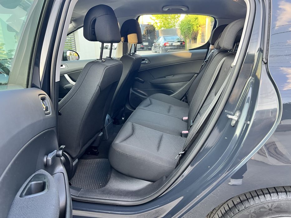Peugeot 308 130.000 Km 1.4 benzina Unic Propietar !
