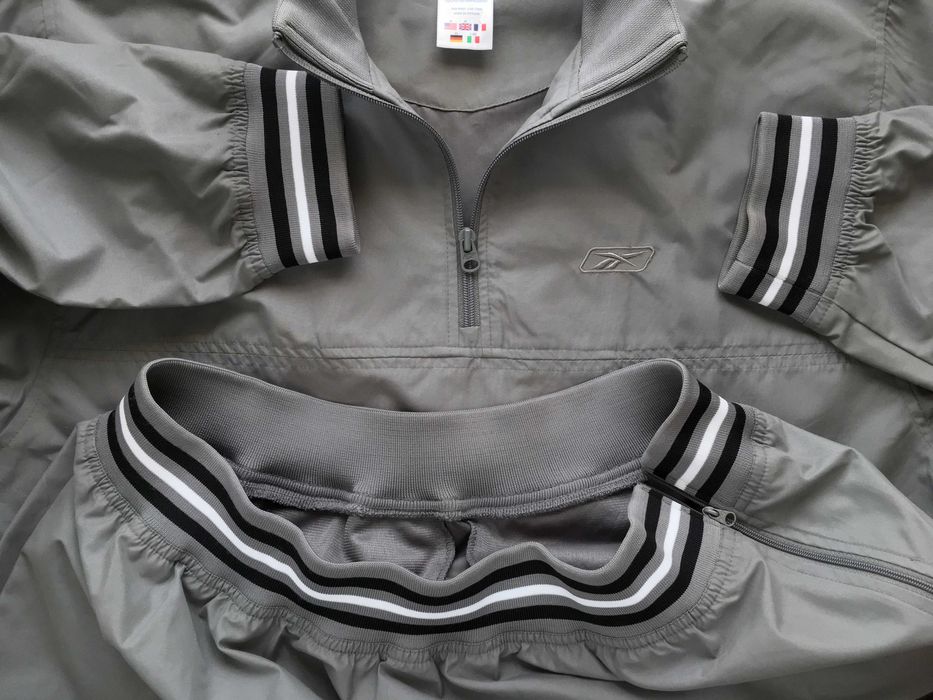 VINTAGE 2005 REEBOK® Windbreaker Men's Track Jacket — M