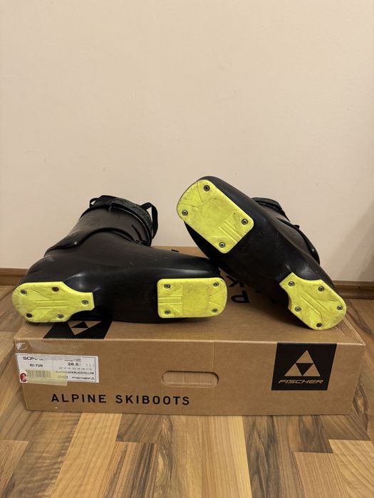 Clapari Fischer RC4 FUN flex 100, mondopoint 28-28.5, marimea 44-44.5