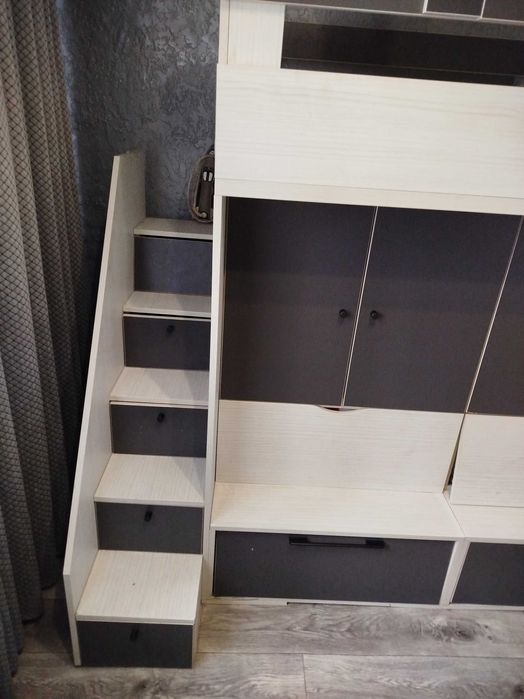 Продаётся детская кровать.