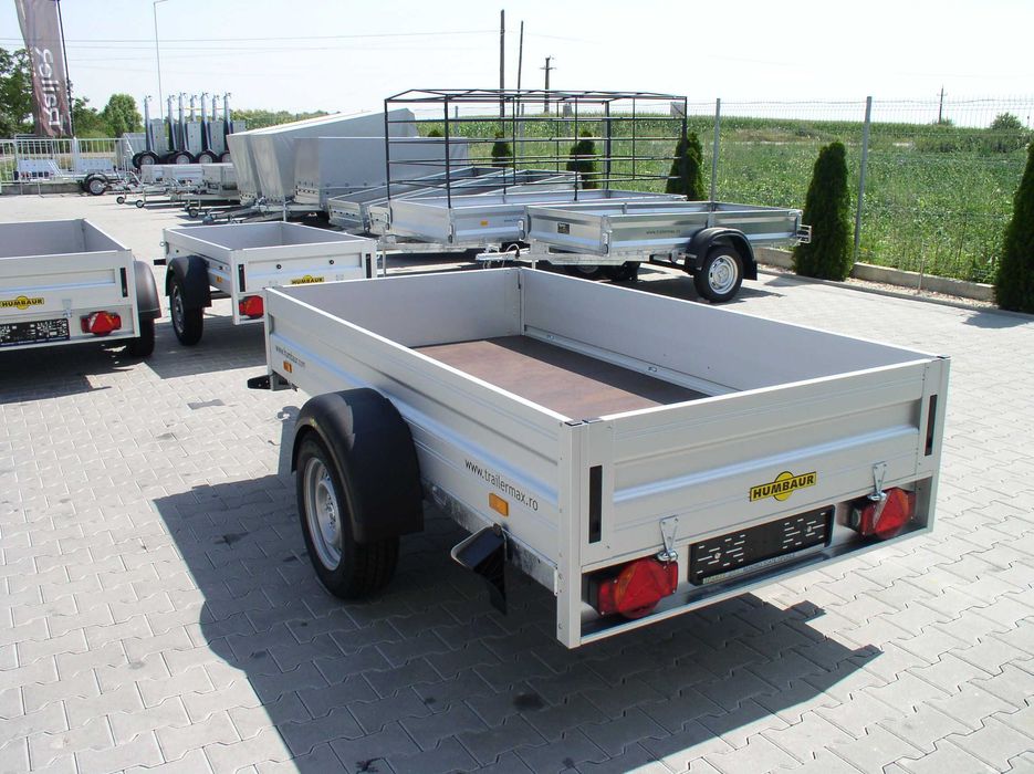 Remorca Humbaur cu sistem de franare