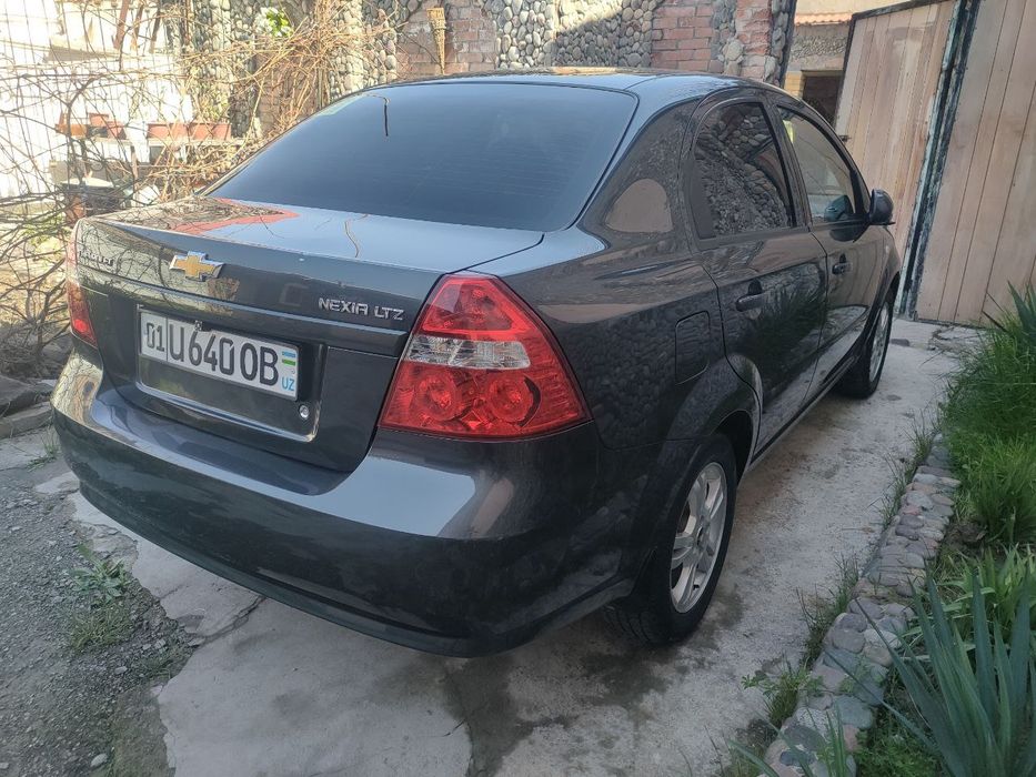 Nexia 3, 4 pozisia sotiladi