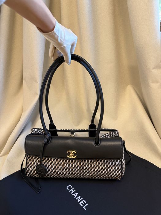 Geanta chanel urban essential- produs pe stoc
