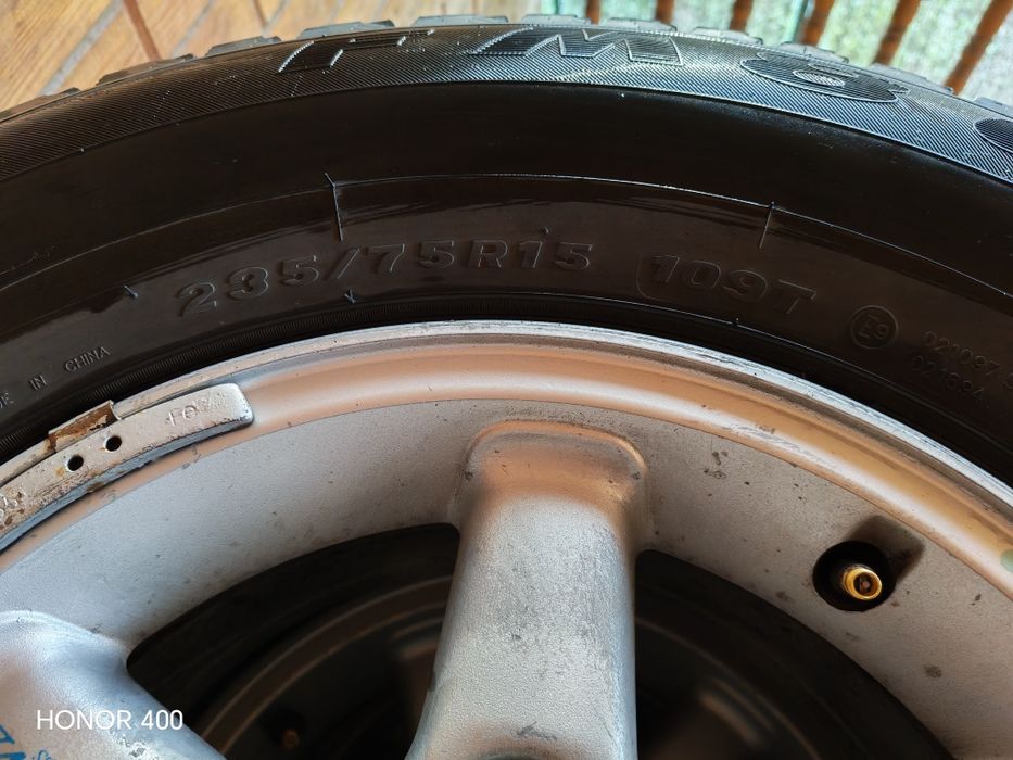 Продам диски с резиной