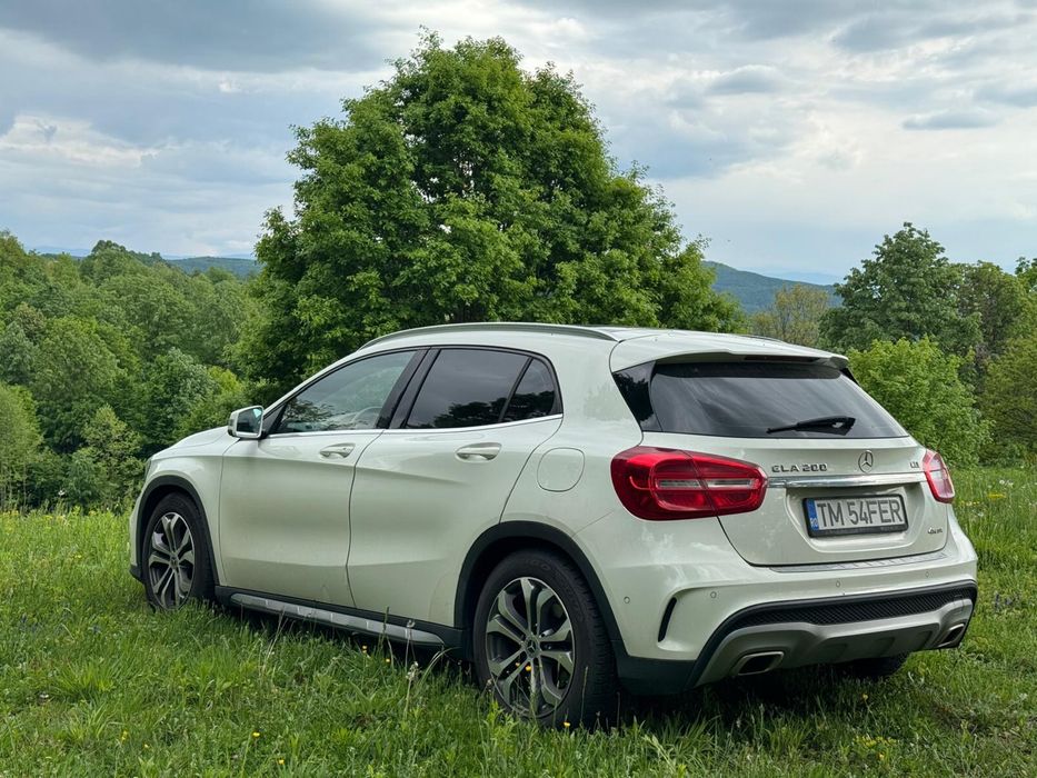 MERCEDES-BENZ GLA 2015 — imagine 3