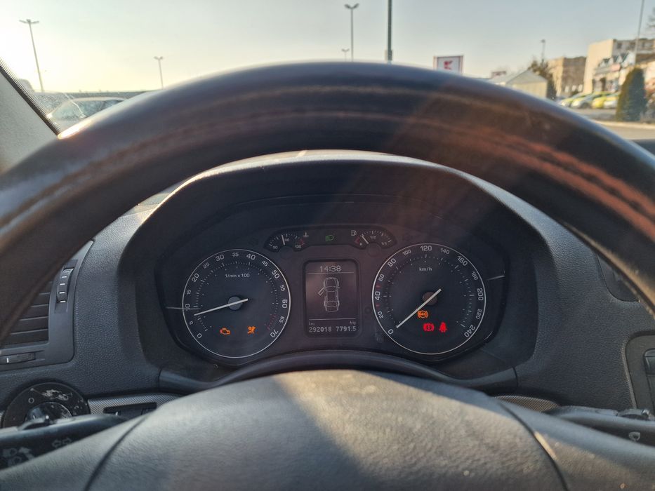 Skoda Octavia 2 1.6FSI 115Cp