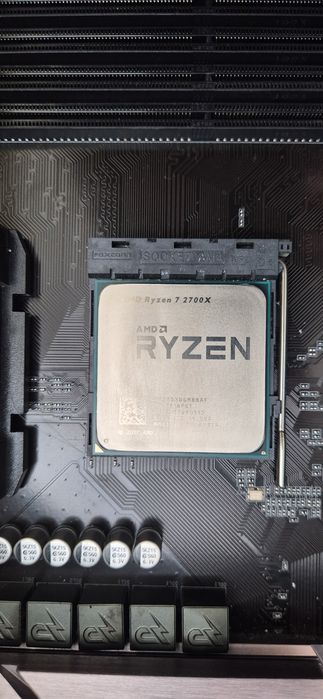Placa de baza B450 Aorus Elite