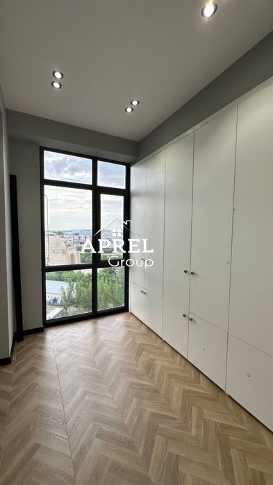 Продается 2 х комнатная квартира 2 хонали ор-р: Бухара сити 55 м²