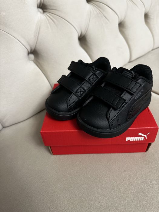 Маратонки PUMA.