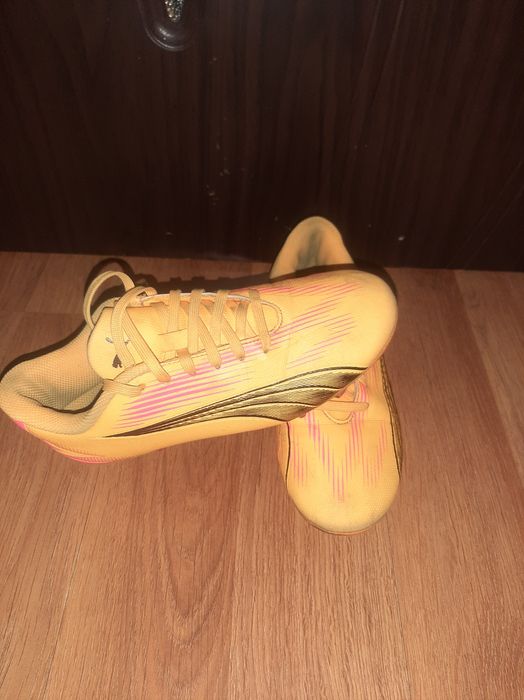 Бутонки Puma за футбол